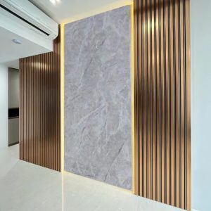 Revest. Uv S1625 122*244cm 2.8mm